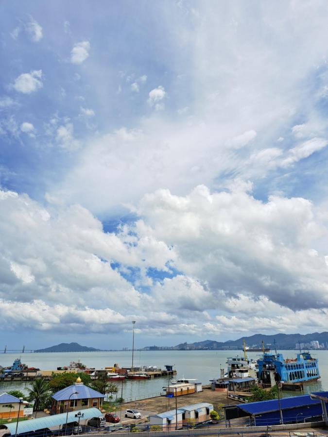 Woodsbury Suites Ikea House Butterworth Penang Exterior photo