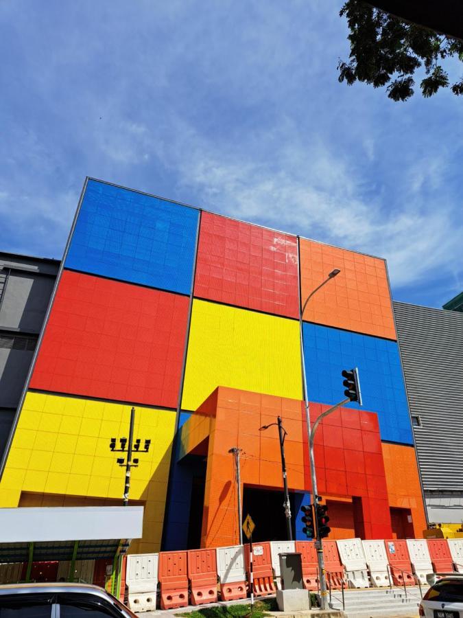 Woodsbury Suites Ikea House Butterworth Penang Exterior photo